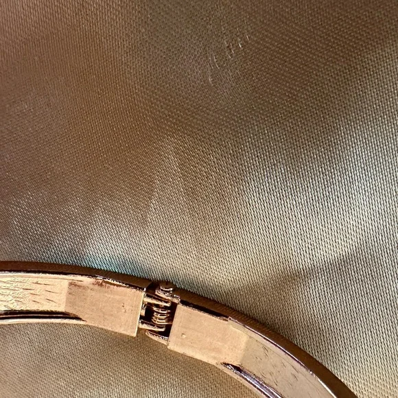 Chic Gold and Silver Crystal Bracelet - Picture 9 of 9